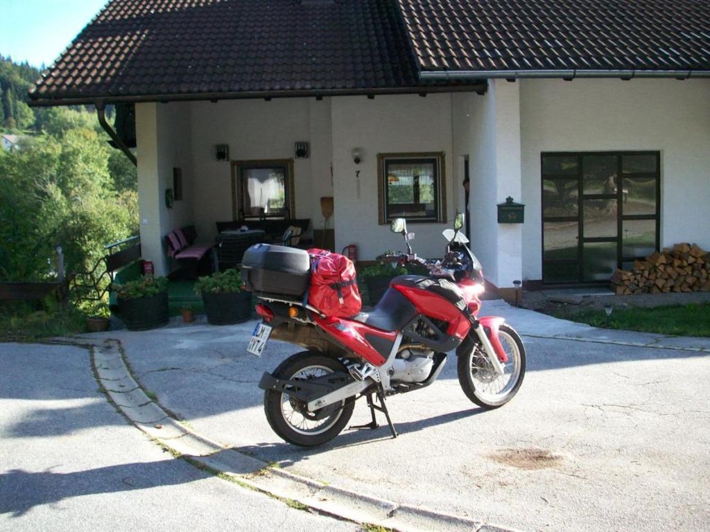Zum Fliegenden Hollander Guest House Zwiesel Exterior photo